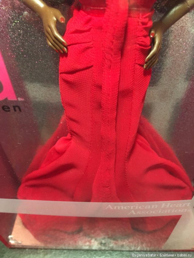 Коллекционная Go Red For Women Barbie, 2007 год (фото 8)