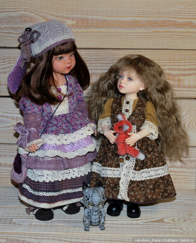 История о том, как куклы елку наряжали