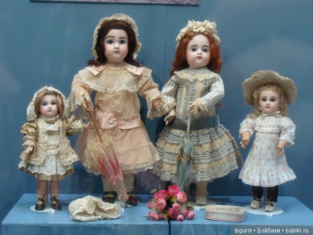 Моя встреча с прекрасным. Антикварные и будуарные куклы на выставке в Гостином дворе