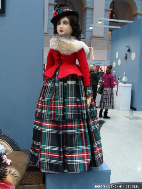 Моя встреча с прекрасным. Антикварные и будуарные куклы на выставке в Гостином дворе