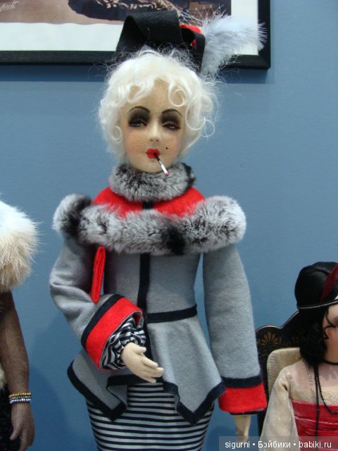 Моя встреча с прекрасным. Антикварные и будуарные куклы на выставке в Гостином дворе