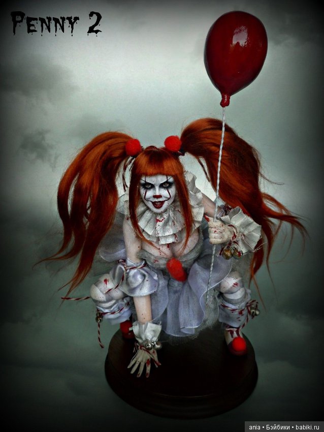 Пеннивайз из фильма "Оно", автор куклы Kim Johnson