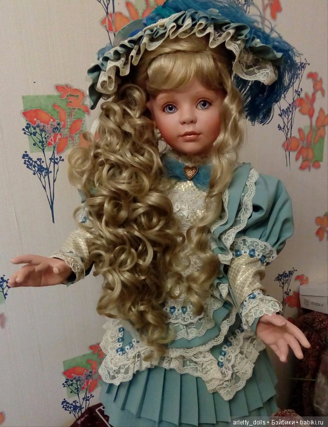 Прекрасная Гвендолин от Донны Руберт и часики