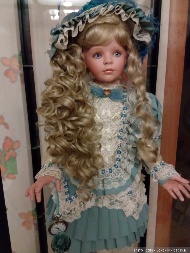 Прекрасная Гвендолин от Донны Руберт и часики