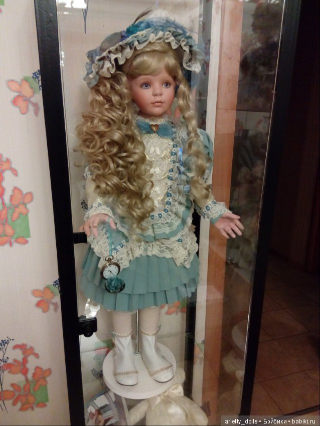 Прекрасная Гвендолин от Донны Руберт и часики