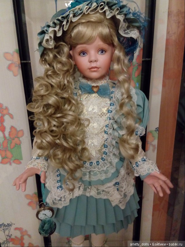 Прекрасная Гвендолин от Донны Руберт и часики