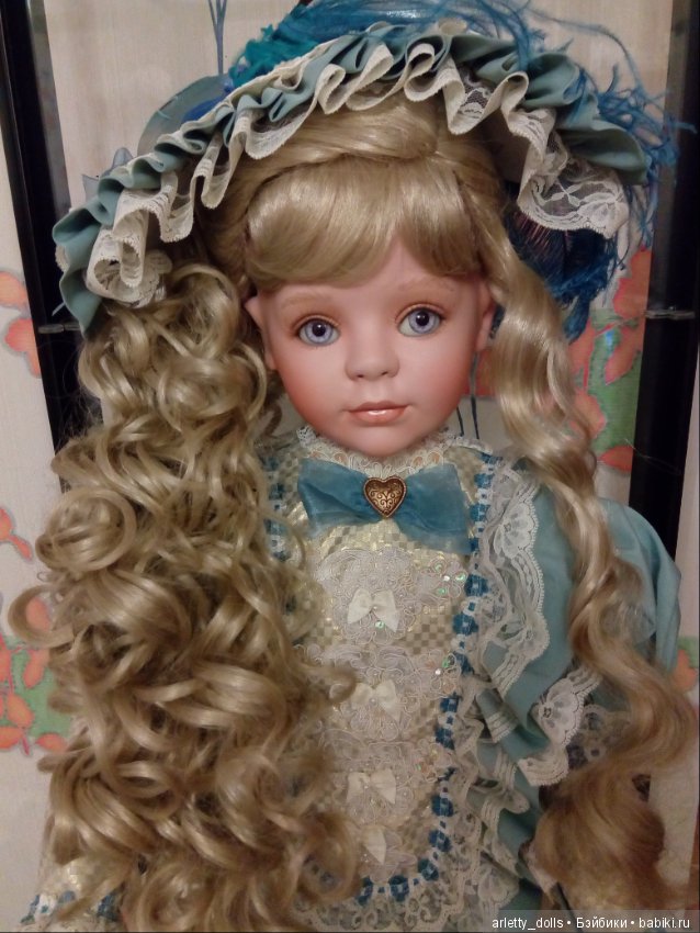 Прекрасная Гвендолин от Донны Руберт и часики