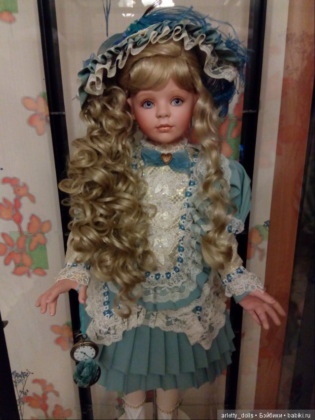 Прекрасная Гвендолин от Донны Руберт и часики (фото 6)