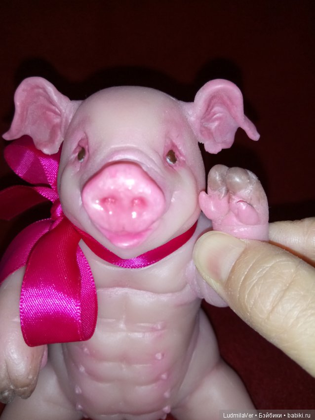 Силиконовая Хрюшечка — Авторские игрушки из разных материалов: синельная проволока (фото 8)