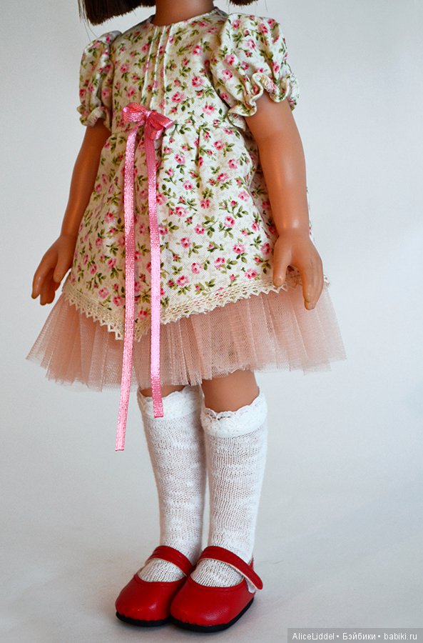 Новые наряды для девочек от Паола Рейна (фото 3)