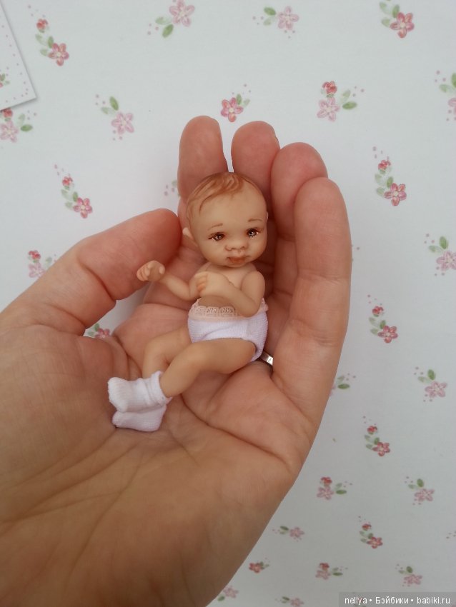Кнопка 8 см — Авторские миниатюрные куклы: лепка (фото 6)