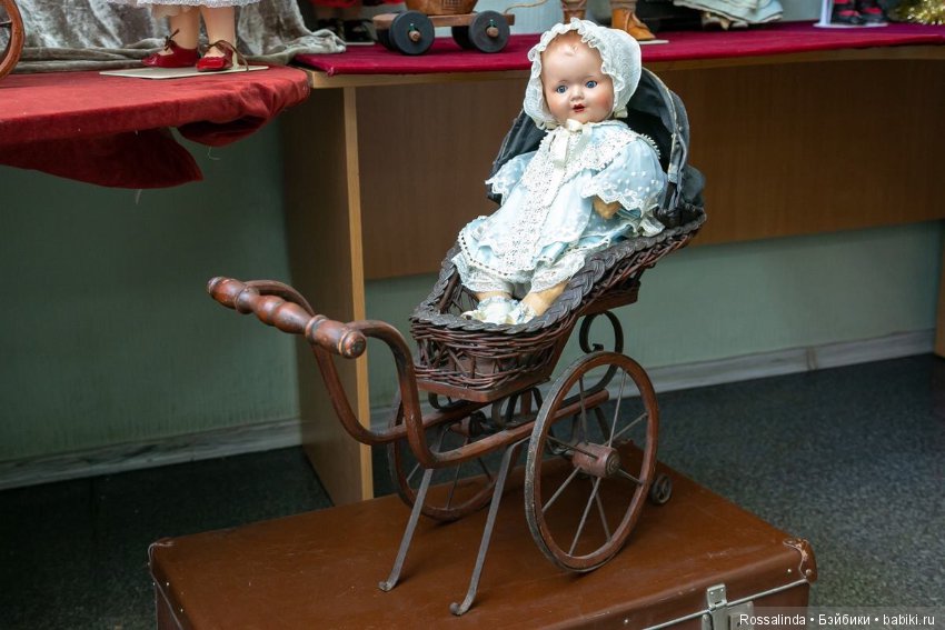 Фоторепортаж с выставки кукол «Старинные забавы» в Ярославле 2018. Часть I