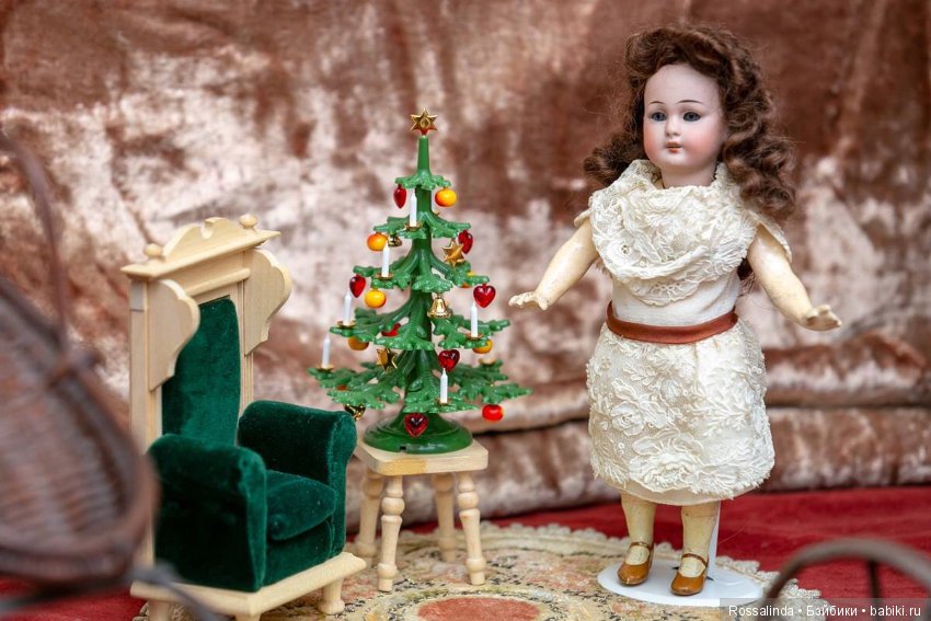 Фоторепортаж с выставки кукол «Старинные забавы» в Ярославле 2018. Часть I