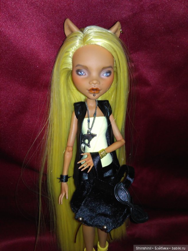 Прошивка или жизнь-боль — ООАК Monster High и Ever After High: репейнт (фото 4)