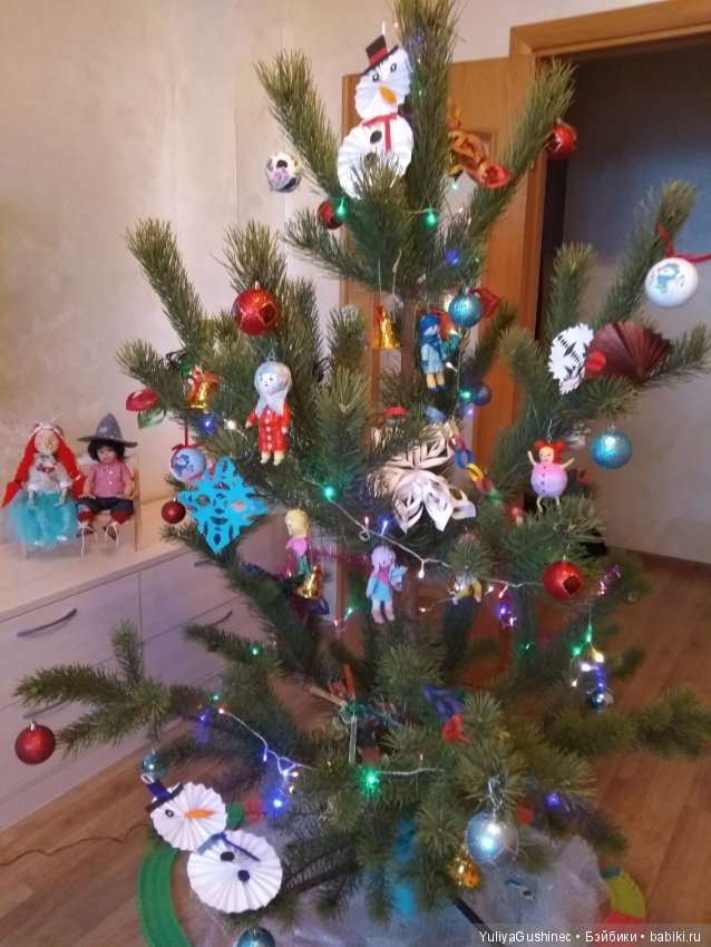 Эстафета. Наши елки и куклы (фото 3)