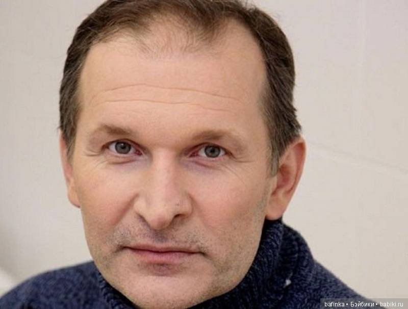 Доброе все время суток! Ну вот я и успела до нового года слепить Ивана Будько (Фёдор Добронравов) с другом Черчелем (фото 2)