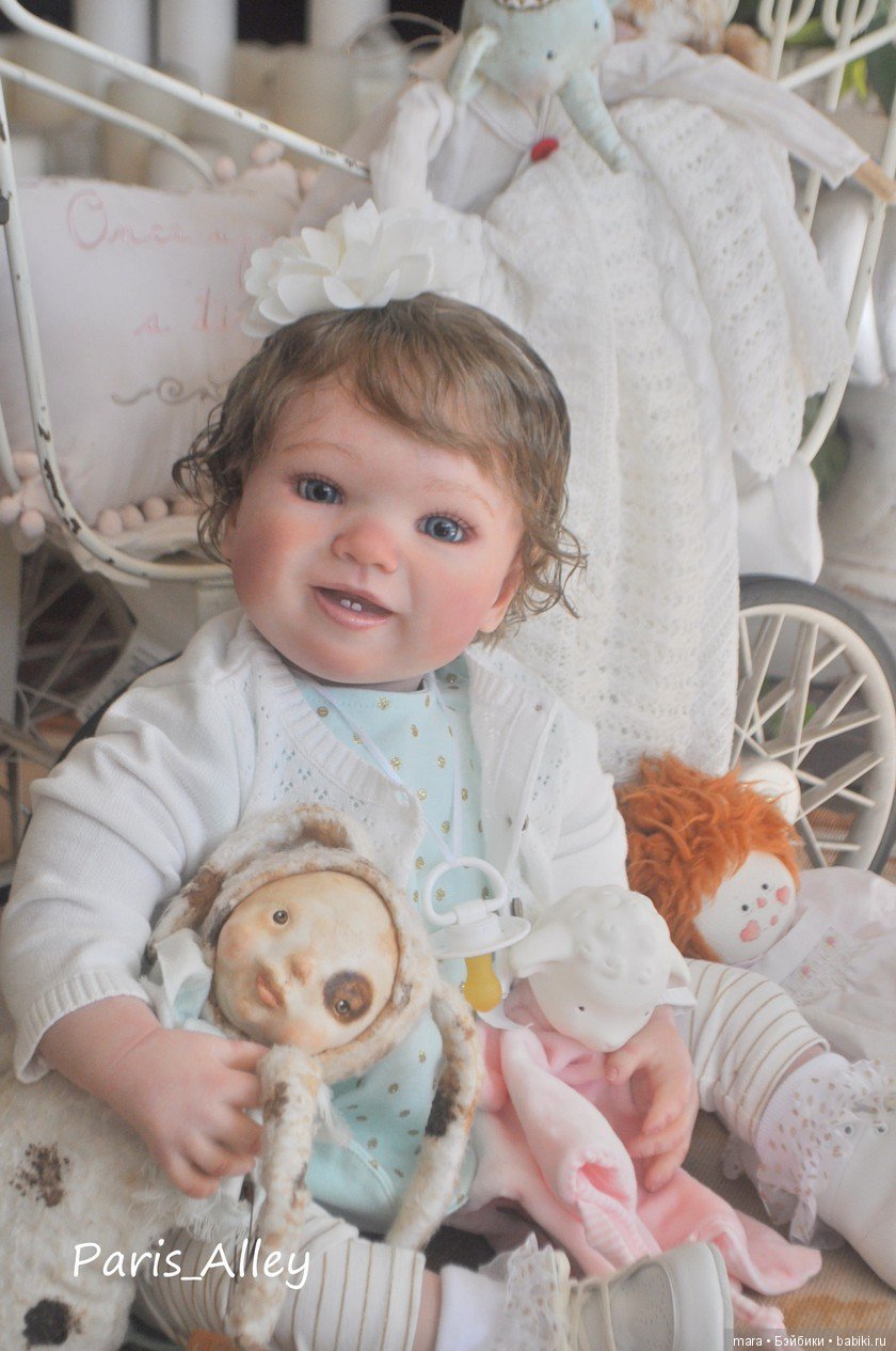 Ryker скульптора Olga Tschenskaja, автор прототипа Paris Alley