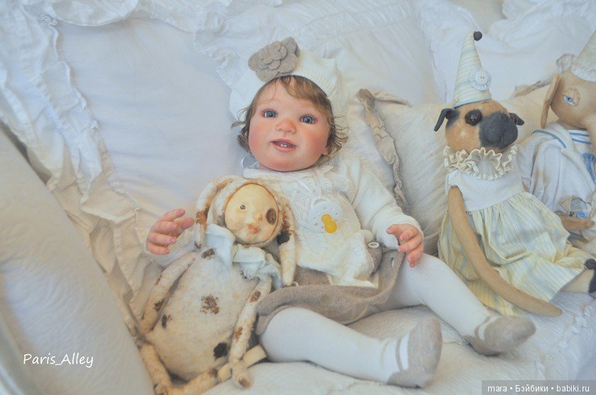 Ryker скульптора Olga Tschenskaja, автор прототипа Paris Alley