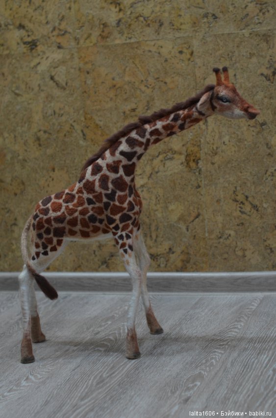 Жираф. Игрушка в технике сухое валяние (фото 5)