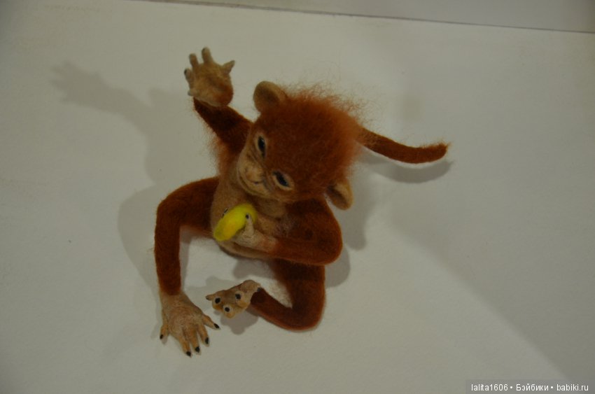 Обезьяна. Игрушка в технике сухое валяние (фото 4)