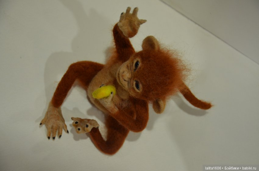 Обезьяна. Игрушка в технике сухое валяние (фото 5)