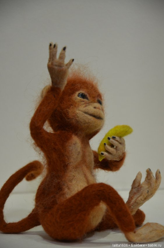 Обезьяна. Игрушка в технике сухое валяние