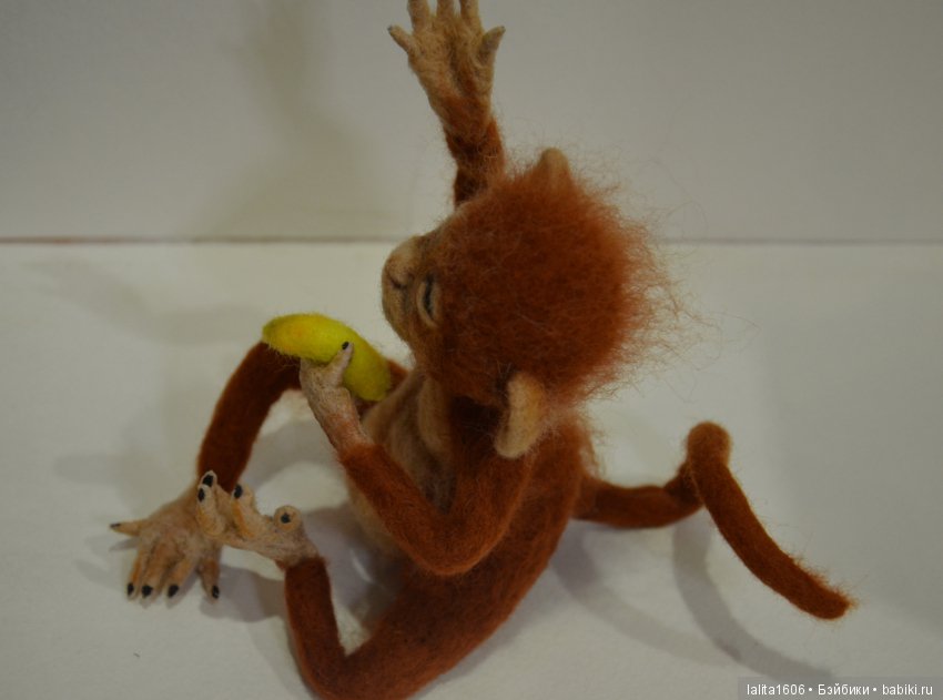 Обезьяна. Игрушка в технике сухое валяние