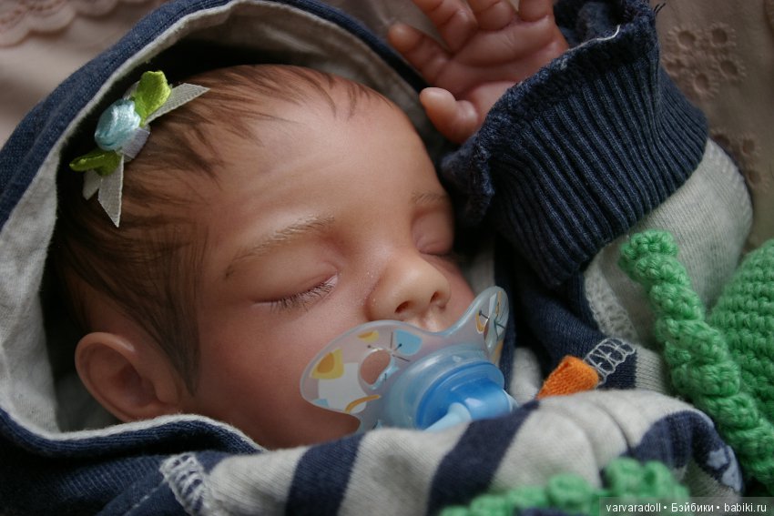 Этническая малышка на основе молда Megan