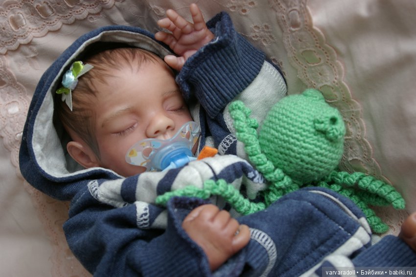 Этническая малышка на основе молда Megan