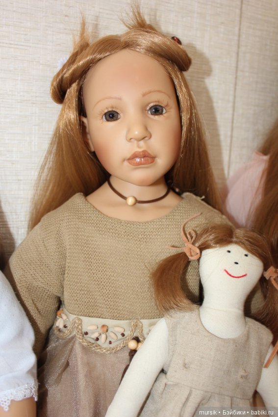 Как я решила проблему размещения больших кукол в интерьере