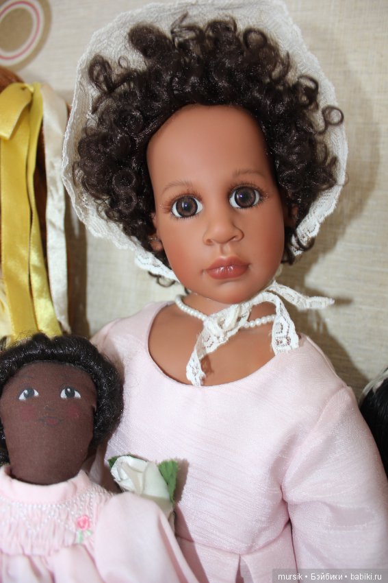 Как я решила проблему размещения больших кукол в интерьере