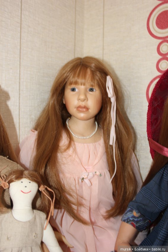 Как я решила проблему размещения больших кукол в интерьере