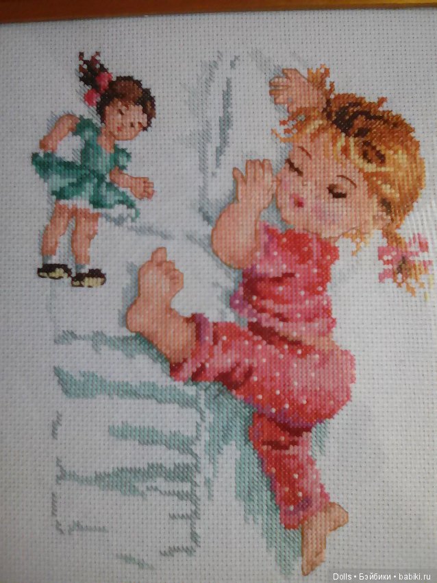 Своими руками. Вышивка с куклами (фото 4)