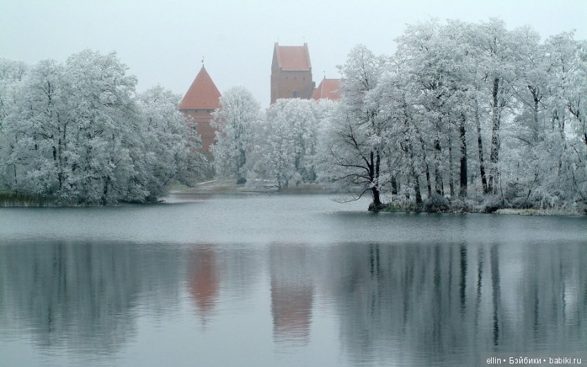 Самые красивые замки Европы зимой
