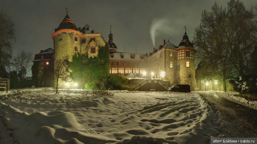 Самые красивые замки Европы зимой (фото 9)