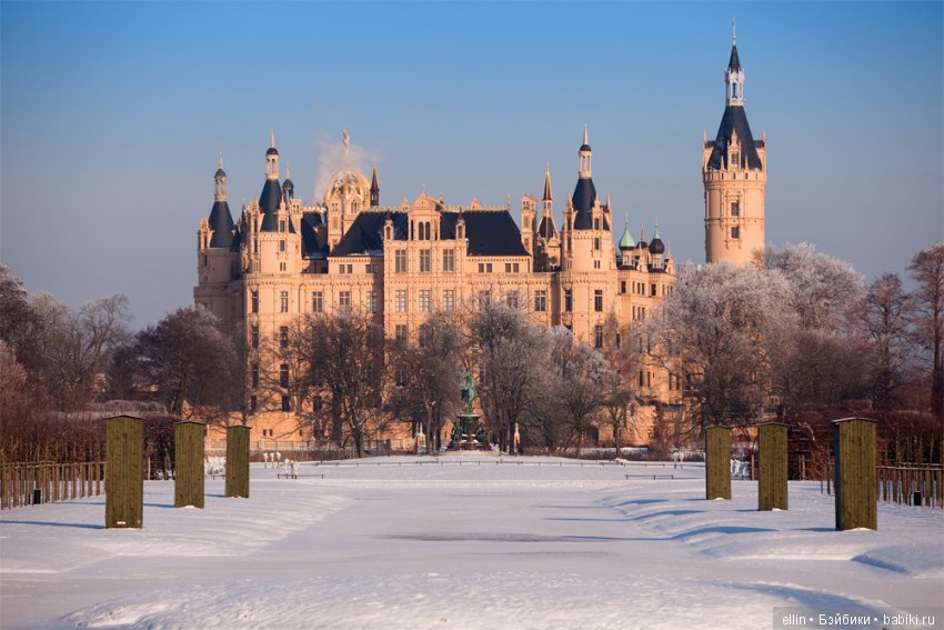 Самые красивые замки Европы зимой