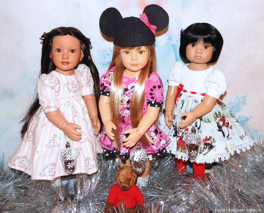 С Рождеством Христовым Всех поздравляют куколки Kidz'n'Cats