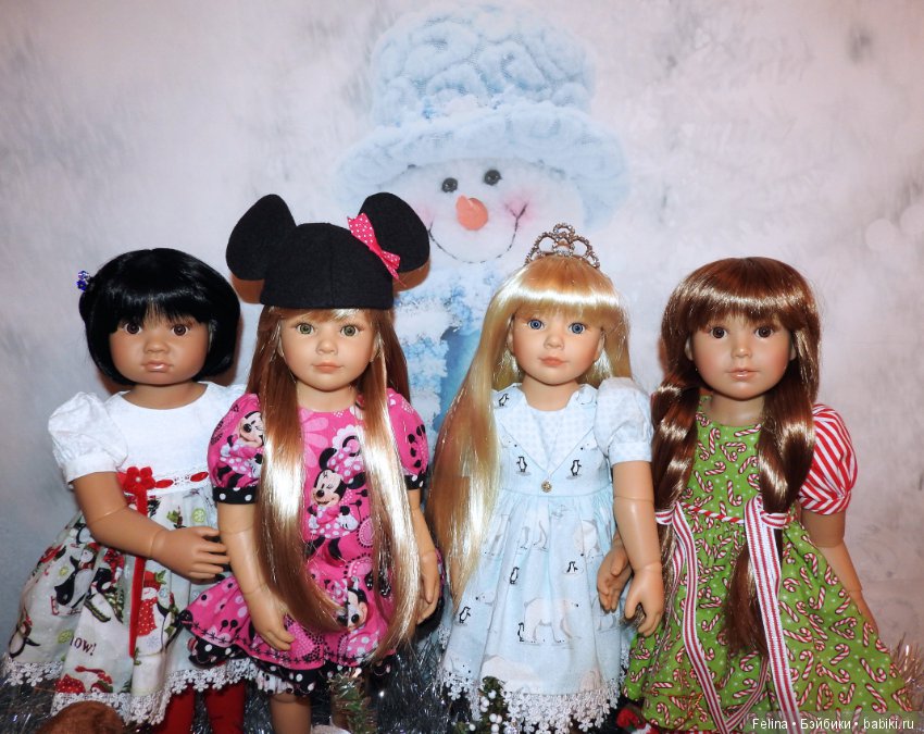 С Рождеством Христовым Всех поздравляют куколки Kidz'n'Cats