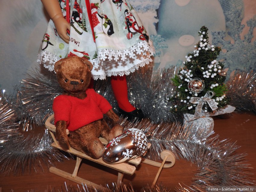 С Рождеством Христовым Всех поздравляют куколки Kidz'n'Cats