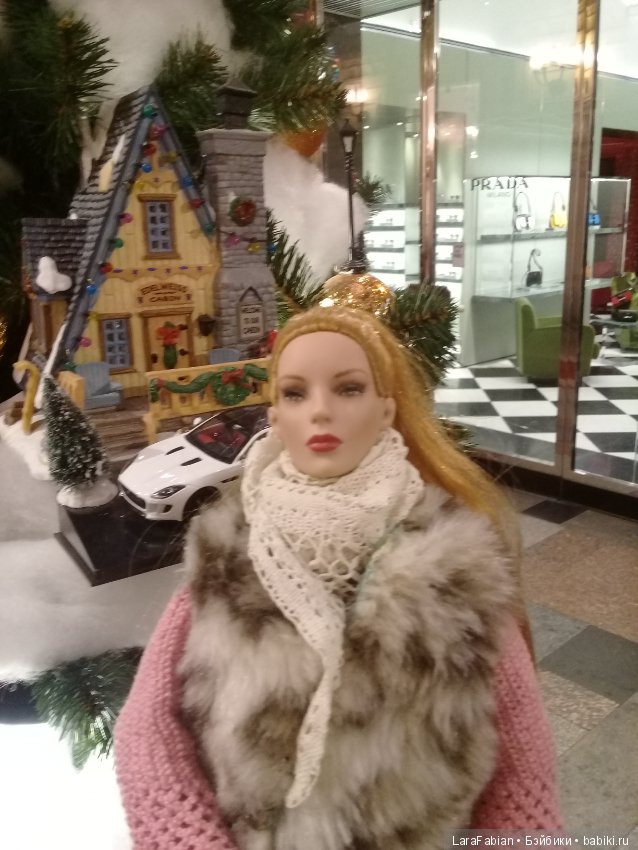 Рания аль Фируз в ГУМе или фото по-королевски (фото 10)