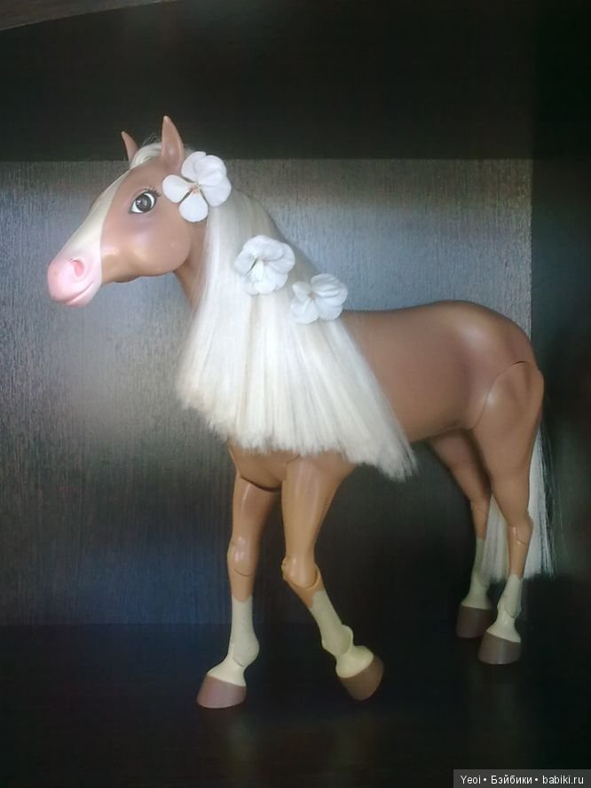 Лошадь для кукол 1/6 Лив Мускат от Spin Master