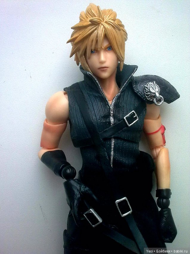 Фигурка Клауда из Последней фантазии 7