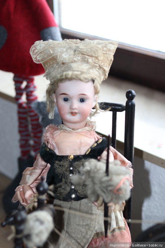 Очень работящая девушка пряха - антикварная французская кукла автоматон Roullet et Decamps