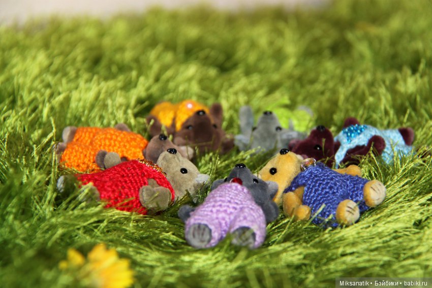 Медвежата из коллекции Радуга