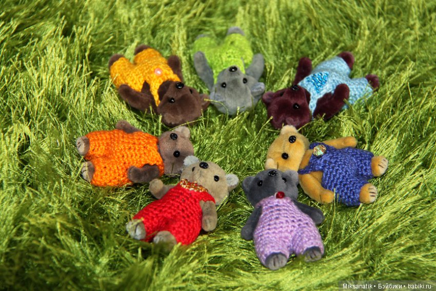 Медвежата из коллекции Радуга