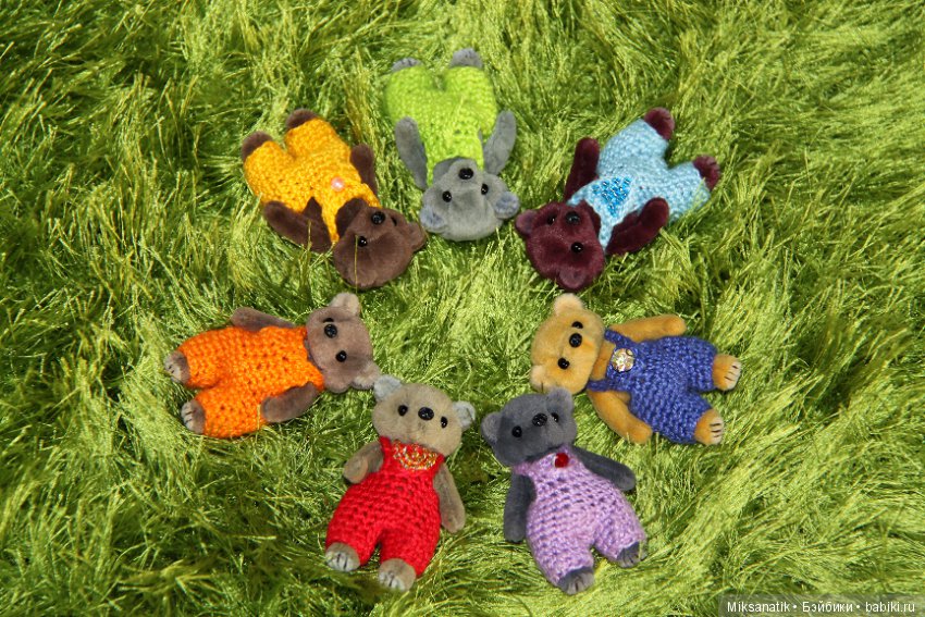 Медвежата из коллекции Радуга