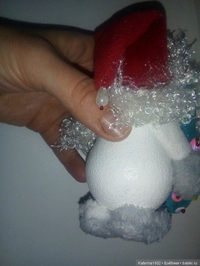 Новогодние игрушки на елке (фото 8)