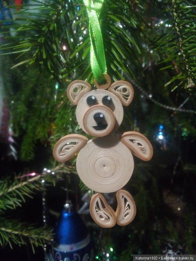 Новогодние игрушки из бумаги