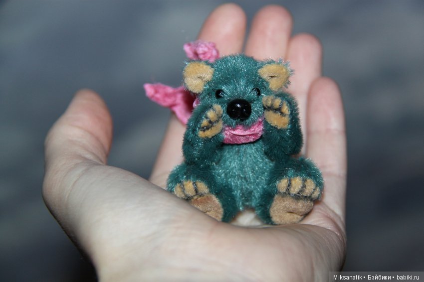 Маленькие мишки, ставшие большими друзьями