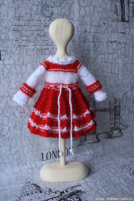 Стенд-манекен для кукольной фотосессии... теперь в новом размере